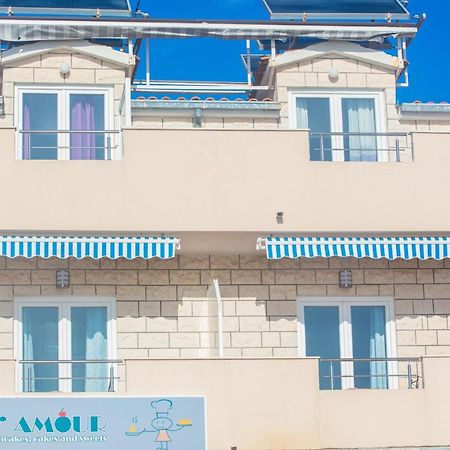 Apartmani Riva Rogoznica  Ngoại thất bức ảnh