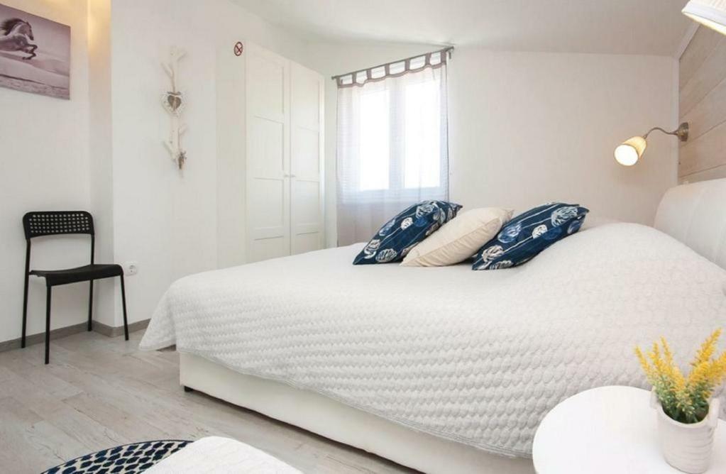 Apartmani Riva Rogoznica  Ngoại thất bức ảnh